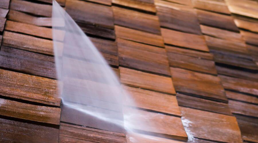 Professional gutter cleaning in Delaware, IA